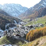 Haus Bergkristall سامنون