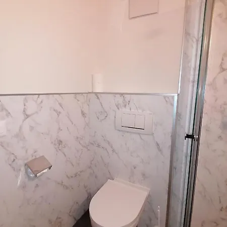 Haus Bergkristall Apartament *