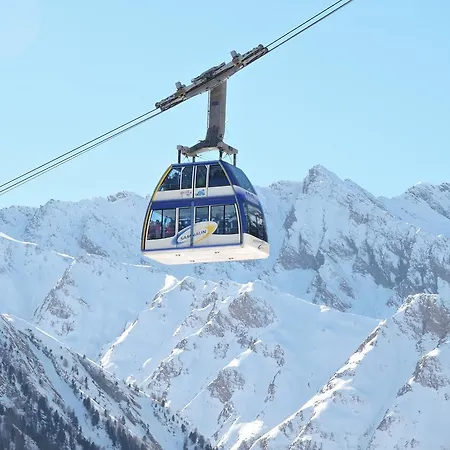 Haus Bergkristall Apartament *