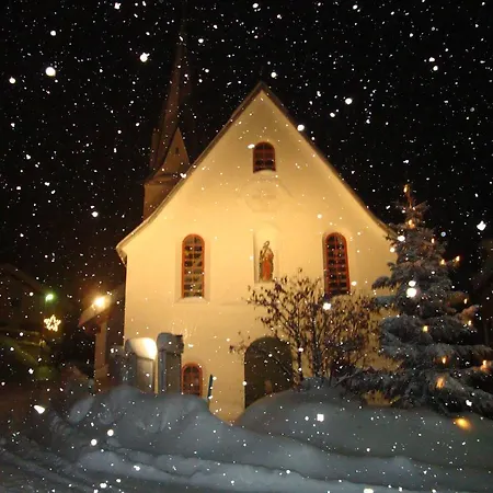 Haus Bergkristall Apartament *