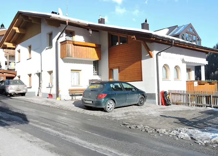 Haus Bergkristall Appartement *