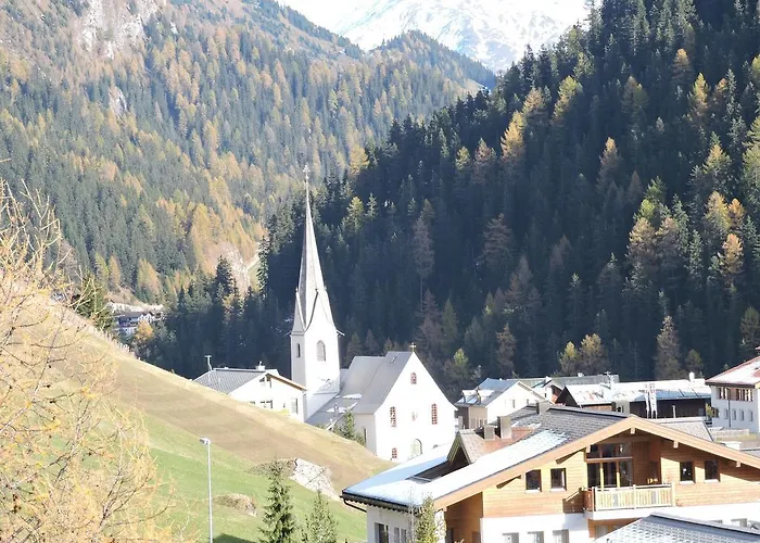 Haus Bergkristall Daire Samnaun