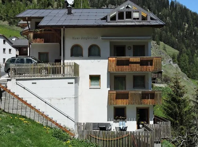 Haus Bergkristall Daire Samnaun